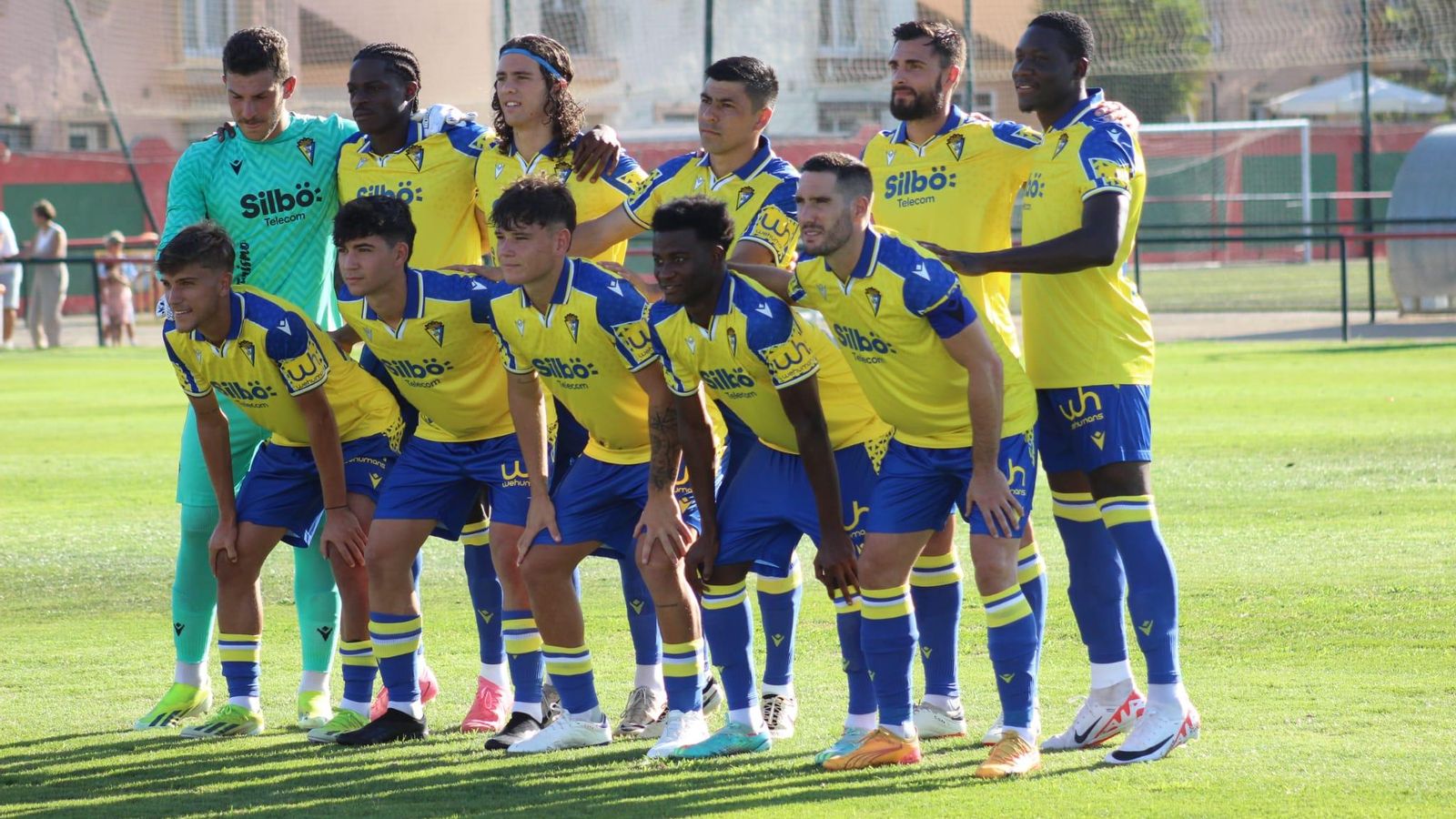 Las imágenes del amistoso entre el Barbate y el Cádiz CF