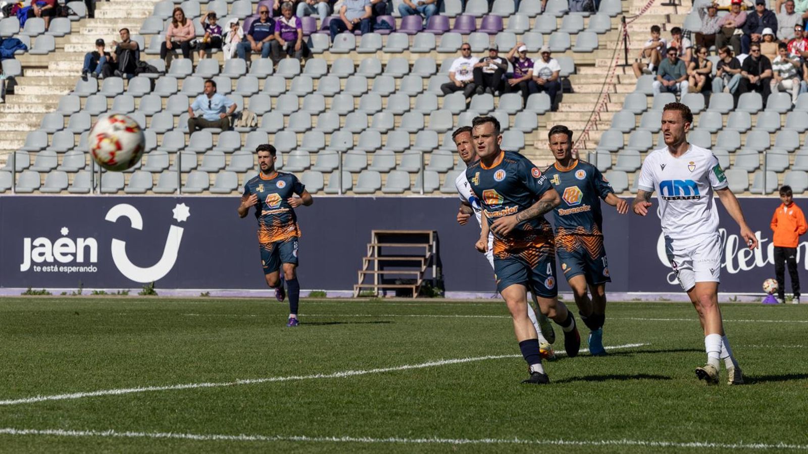 Las mejores imágenes de la victoria del Real Jaén ante la UDC Torredonjimeno en el Partido de la Provincia