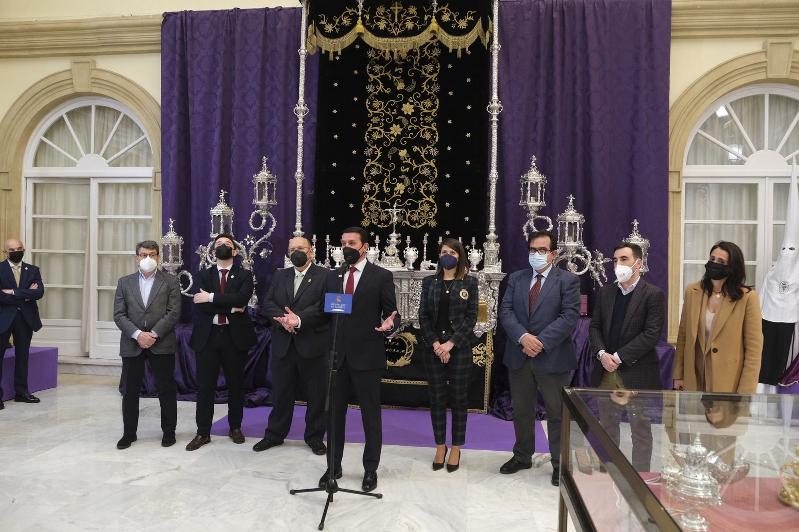 Javier A. García asistió a la exposición de la Hermandad de Silencio.