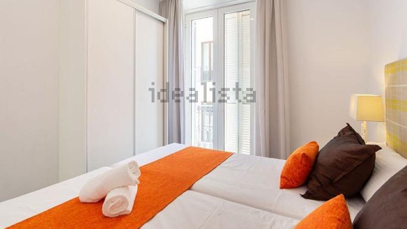 Una de las habitaciones del ático de la calle San Lorenzo