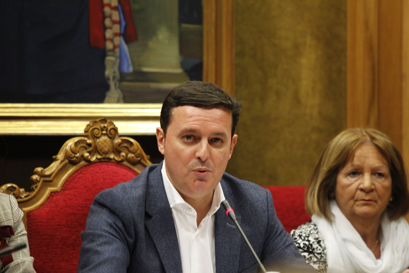 Fotogalería entrega acreditaciones Talleres Carmen de Burgos. Diputación de Almería