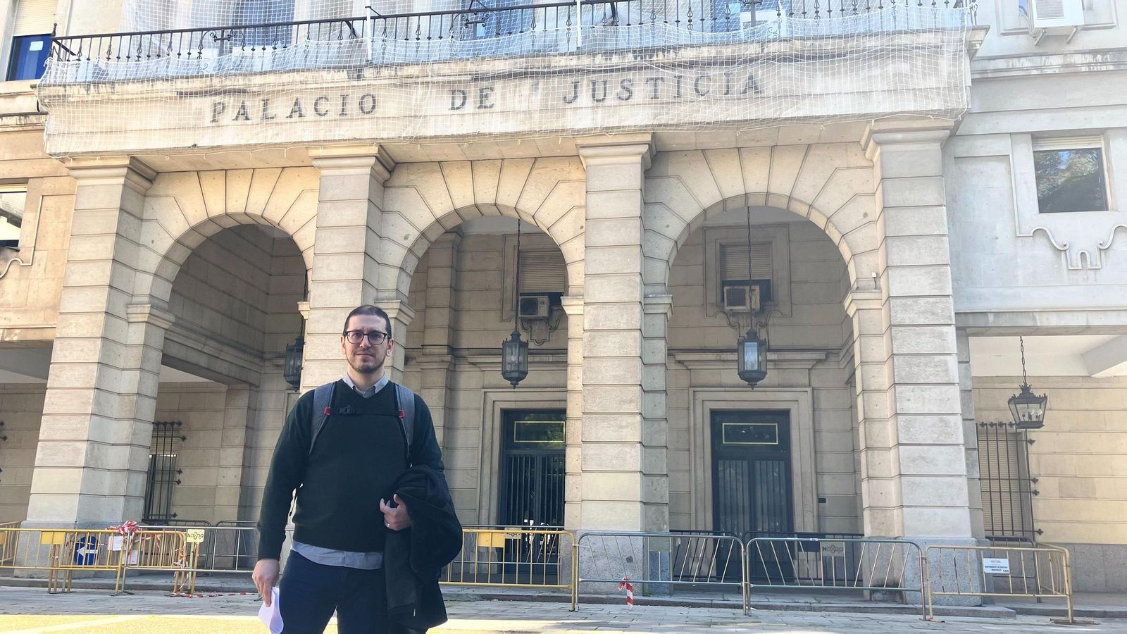 Miguel Martín Santos, presidente de la asociación de afectados, ayer jueves en la Audiencia de Sevilla.
