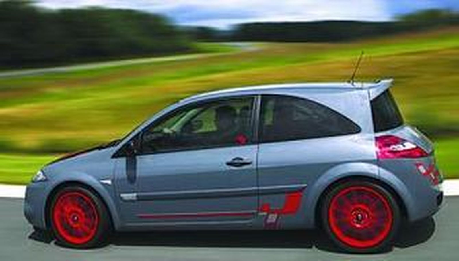 La imagen del Renault Mégane R26.R descubre la vocación más deportiva de la gama.