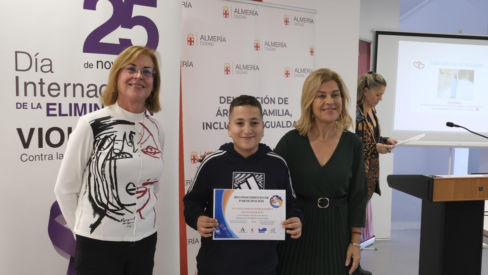 Búscate en la entrega de premios de fotografía escolar contra la violencia machista