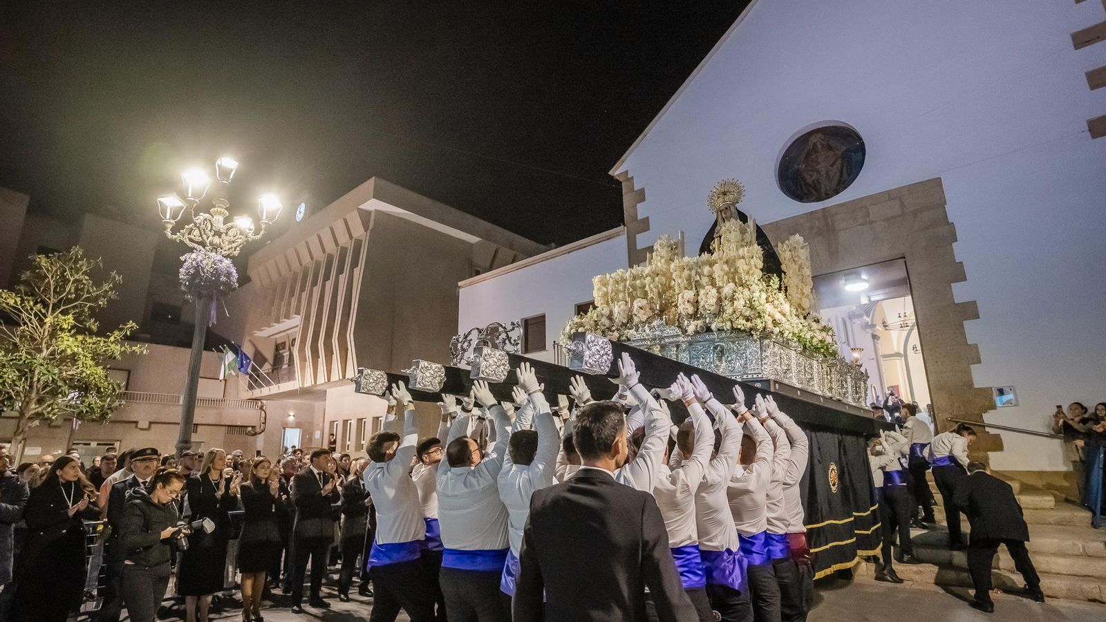 El Viernes Santo en la Semana Santa de Roquetas de Mar 2025