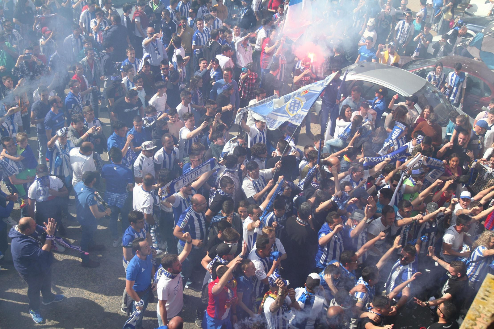 Ambientazo en las gradas del Recreativo de Huelva y el San Fernando