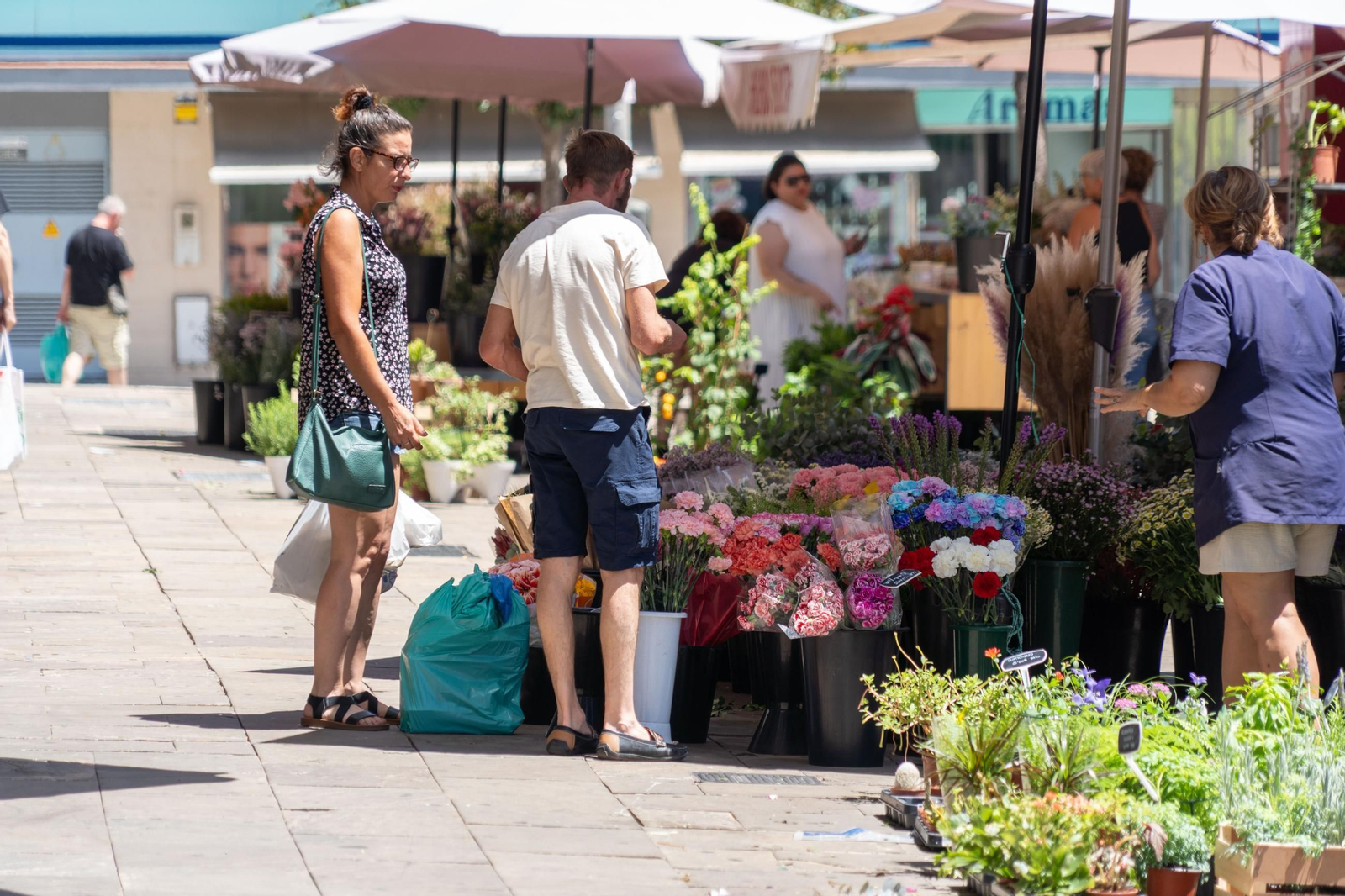 La Plaza del Mercado de Huelva, animado rincón de la vida cotidiana,
