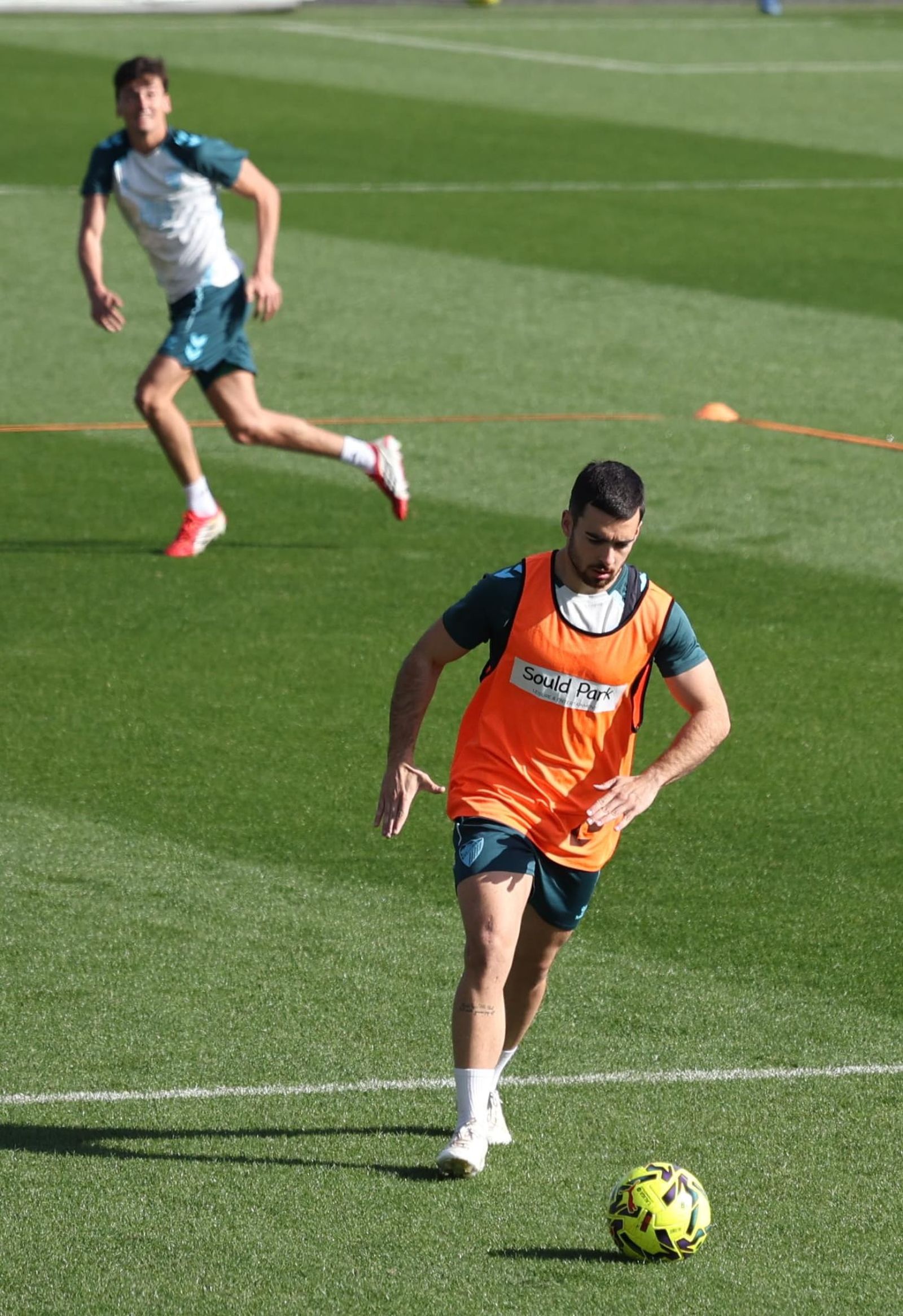 Funes, con fiebre y mascarilla pero al pie del cañón