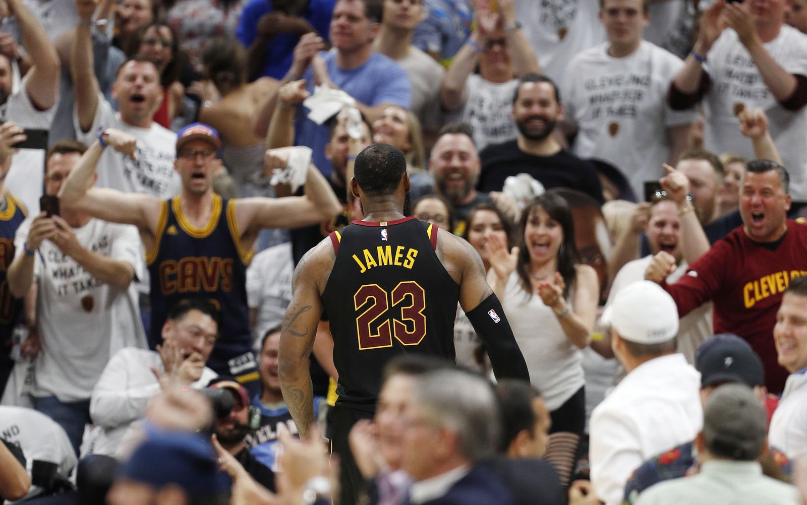 Solteros contra solteros en Bac GiangTambién el emblema de una ciudadAndrés emprende una nueva aventura