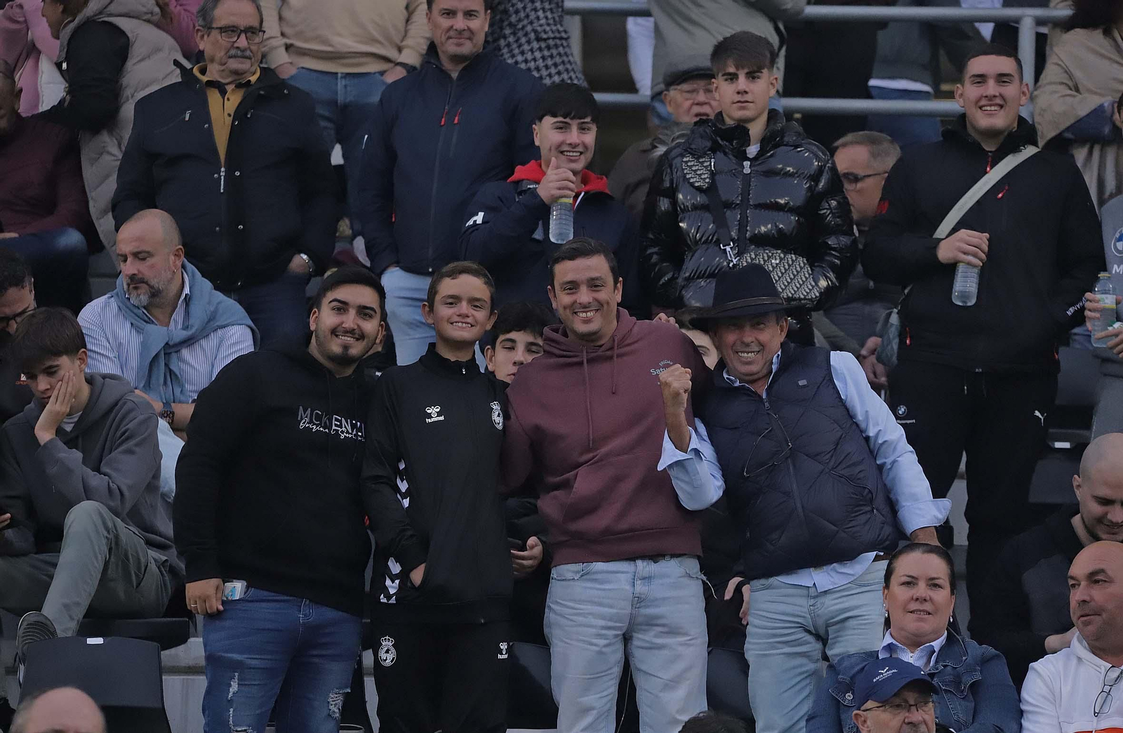 Búscate en el Ciudad de La Línea durante el Balona - Sevilla C