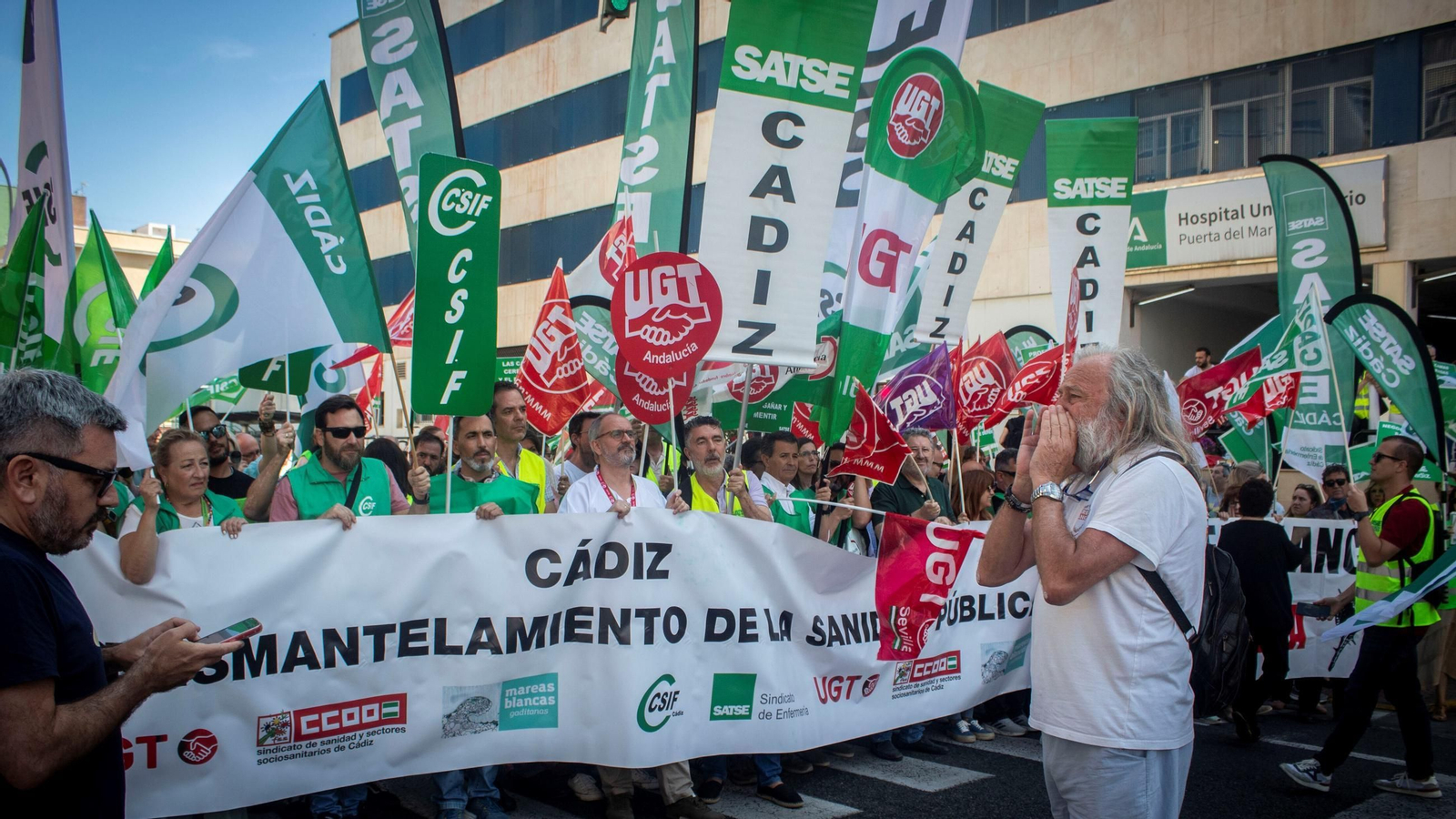 Protesta sindical reciente ante el hospital Puerta del Mar de Cádiz.