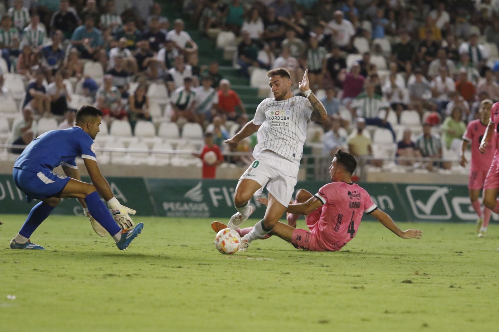 La victoria del Córdoba CF ante el Unionistas de Salamanca, en imágenes