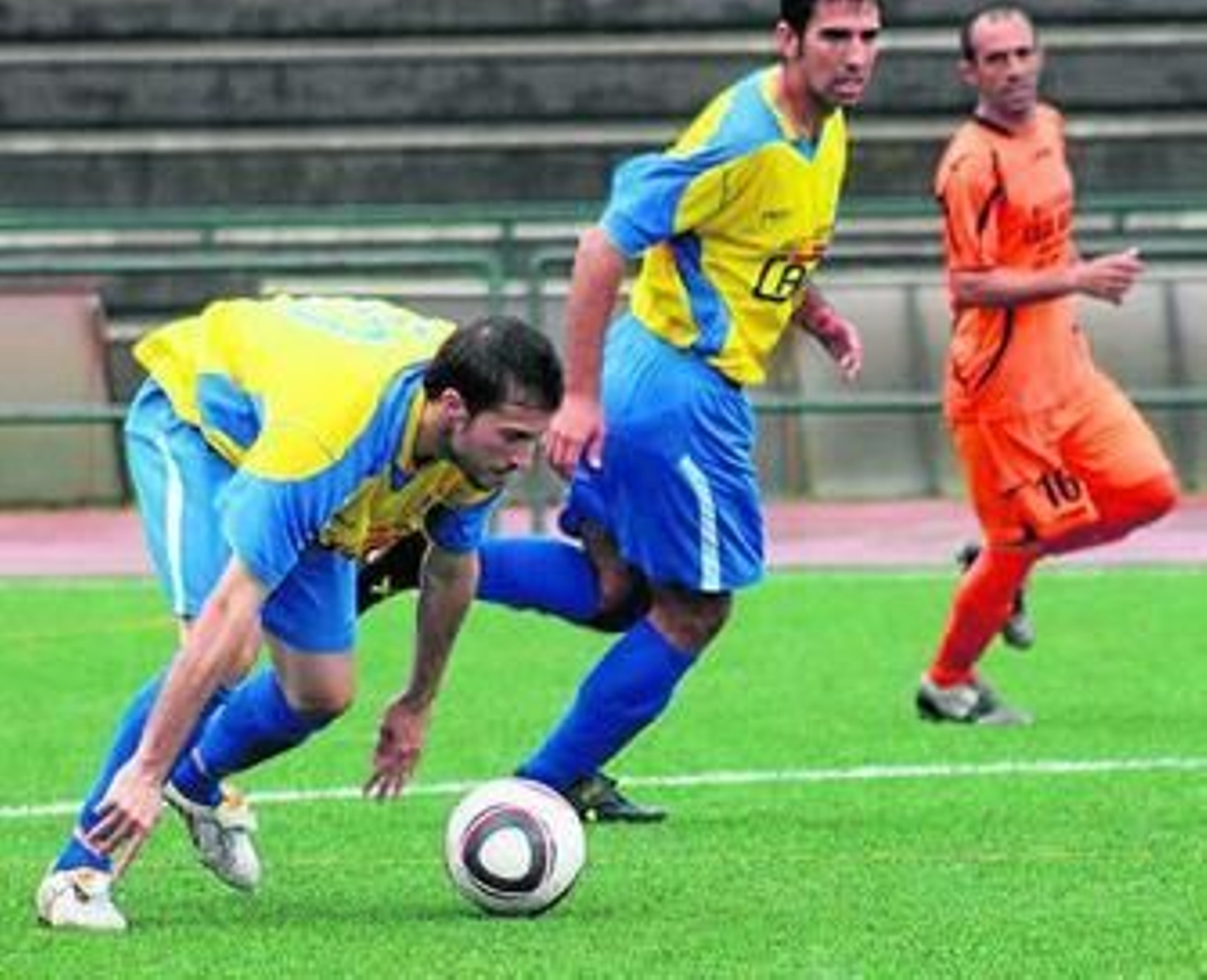 El Moguer pugnará por un resultado positivo en su visita al Canela.