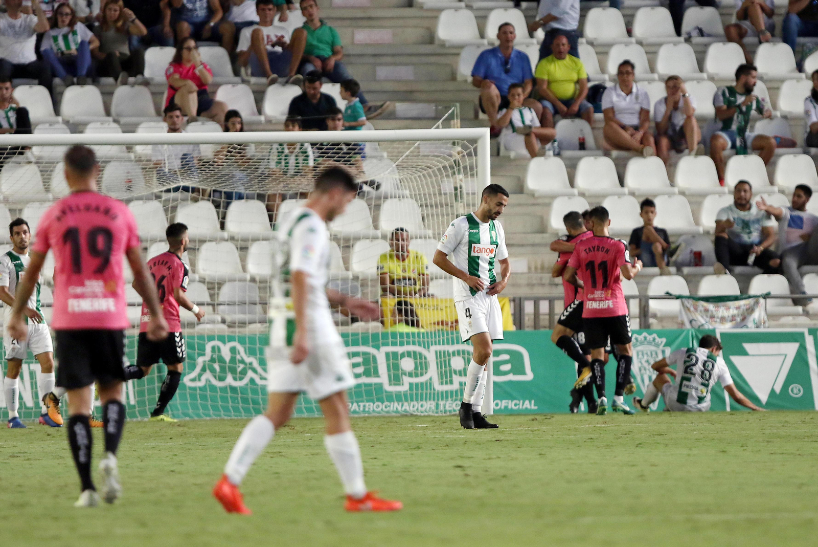 Las imágenes del Córdoba-Tenerife de Copa