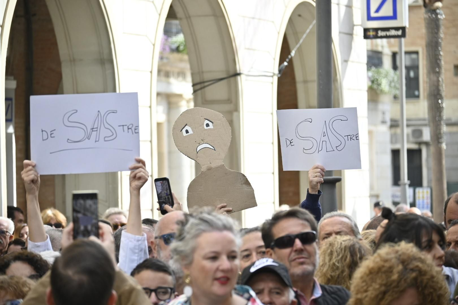 Imágenes de la concentración por una sanidad pública