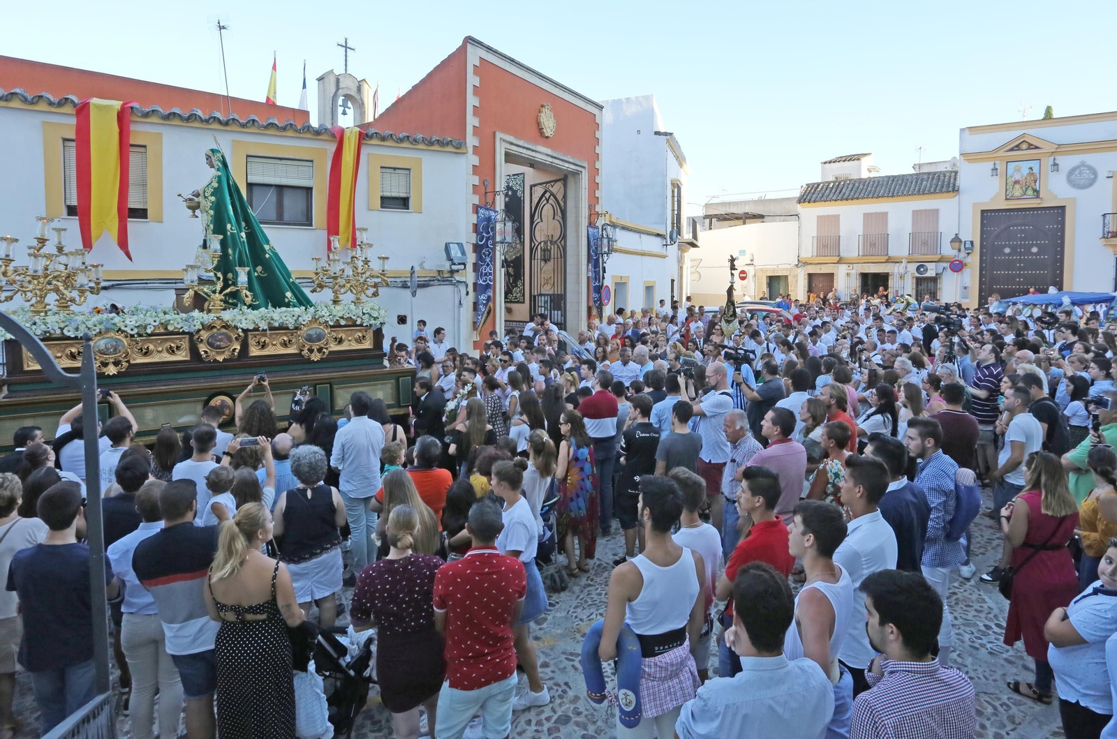 La procesión de Santa Marta el pasado año.