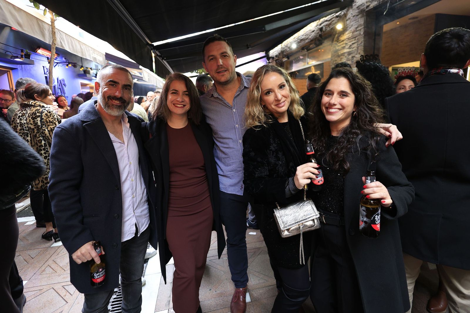 Búscate en las fotos del ambiente en el centro de La Línea antes de la Nochevieja