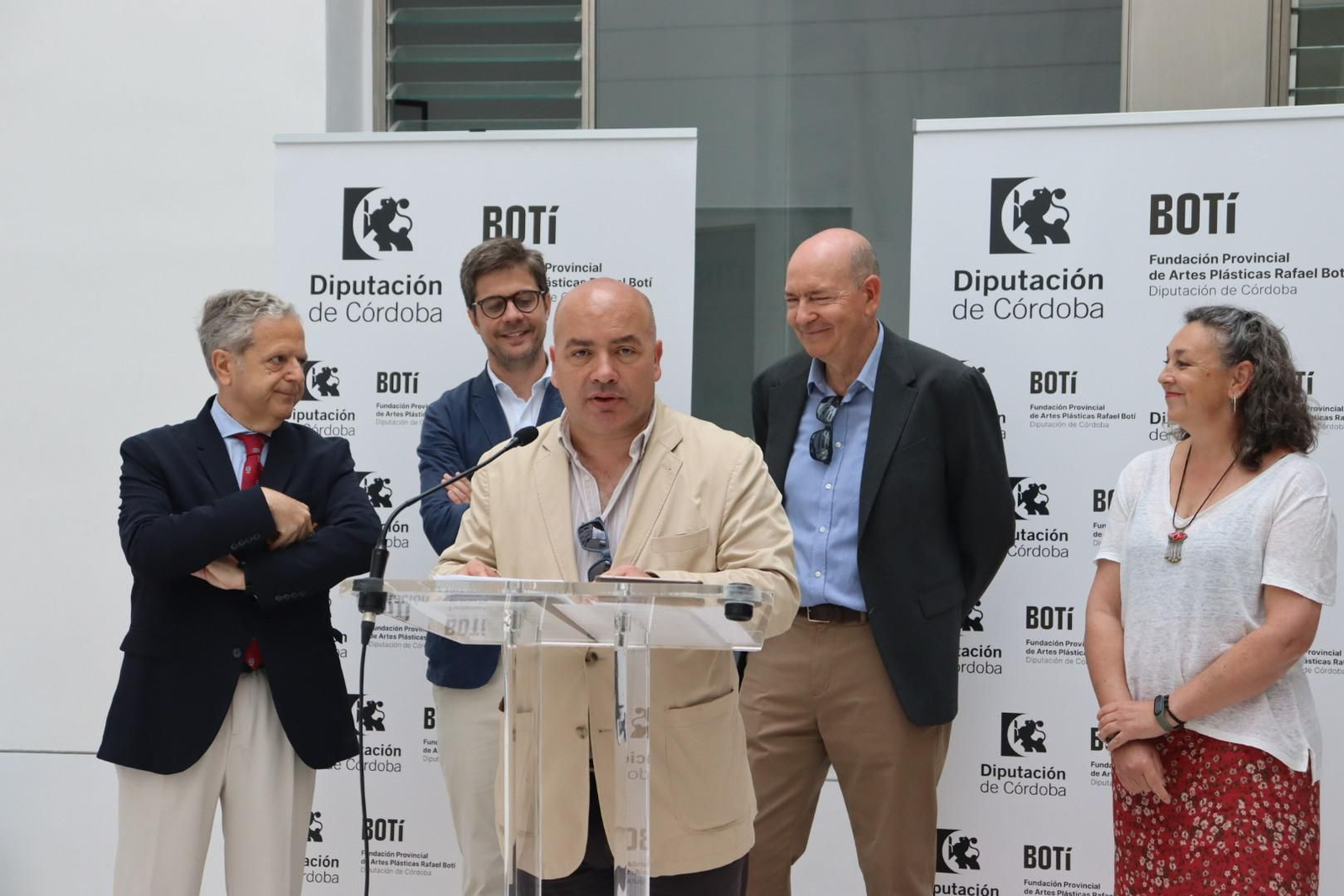 Los alumnos de las escuelas Mateo Inurria y Dionisio Ortiz exponen sus obras, en imágenes