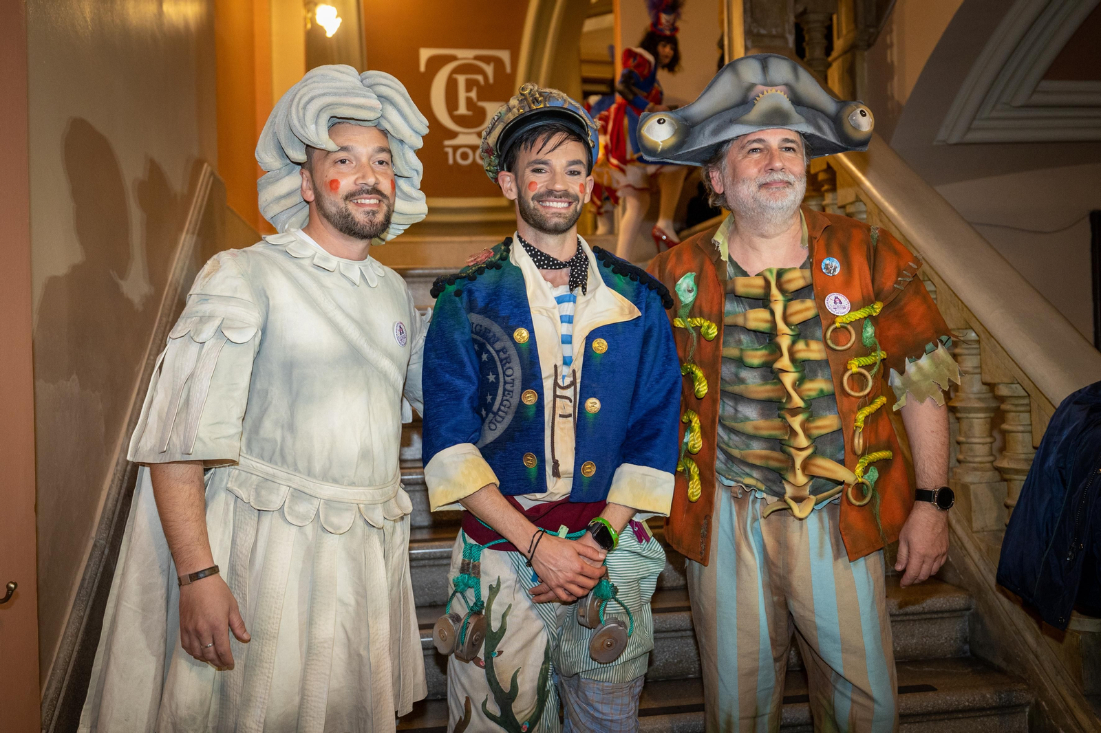 Búscate entre las mejores imágenes de la final del COAC 2024 del Carnaval de Cádiz