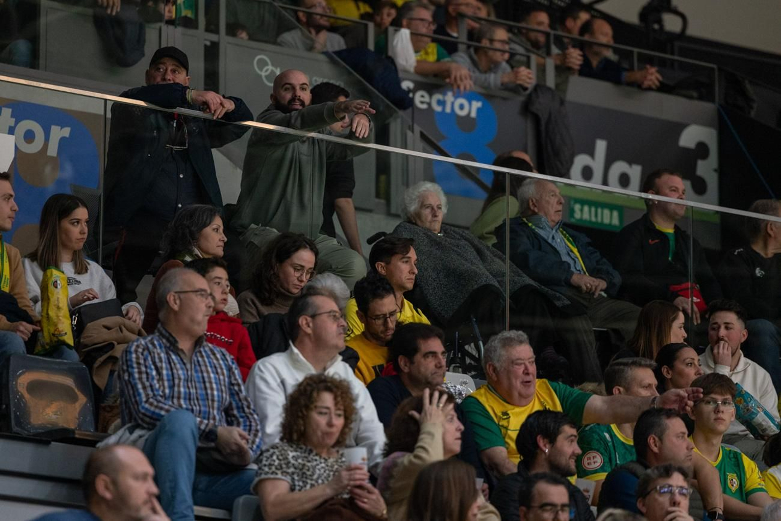 Jaén Paraíso Interior FS  4-3 Family Cash Alzira