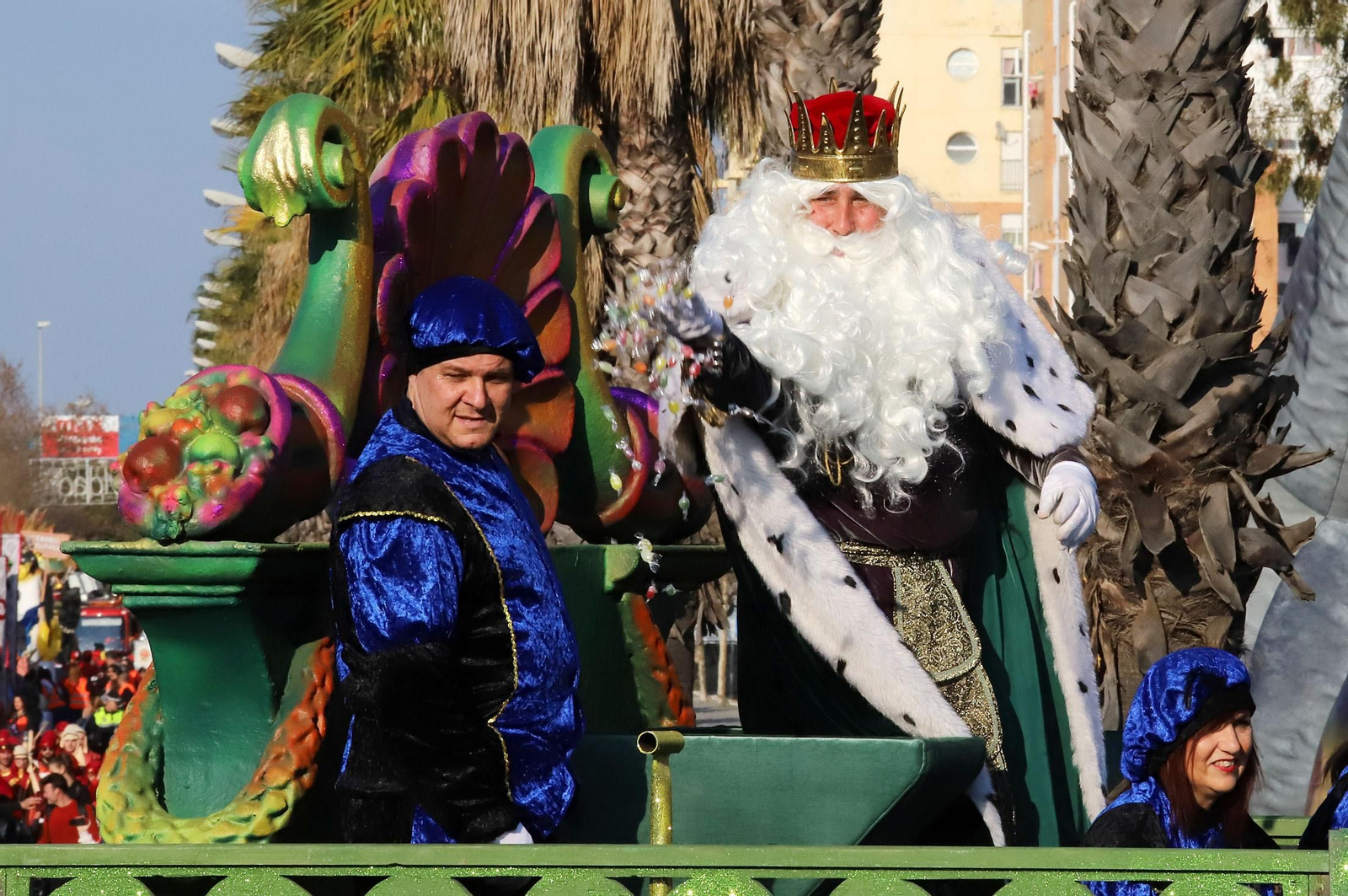 Imágenes de la cabalgata de los Reyes Magos de Huelva