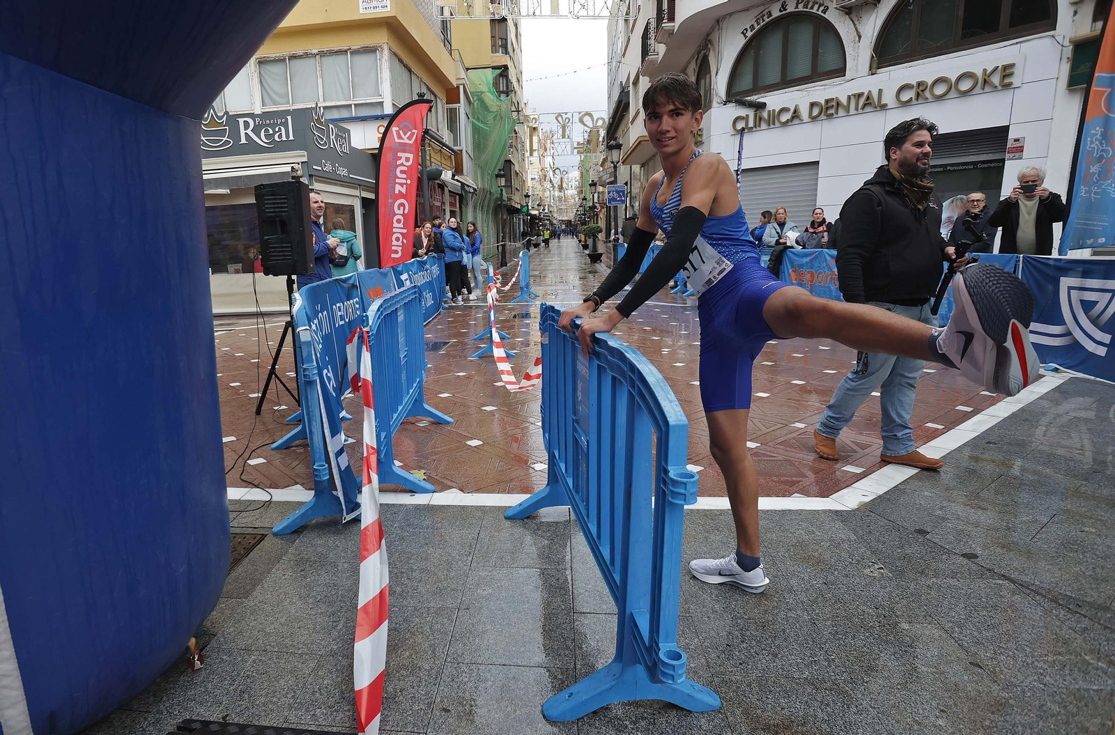 Búscate en las fotos de la XII Carrera Popular de la Inmaculada