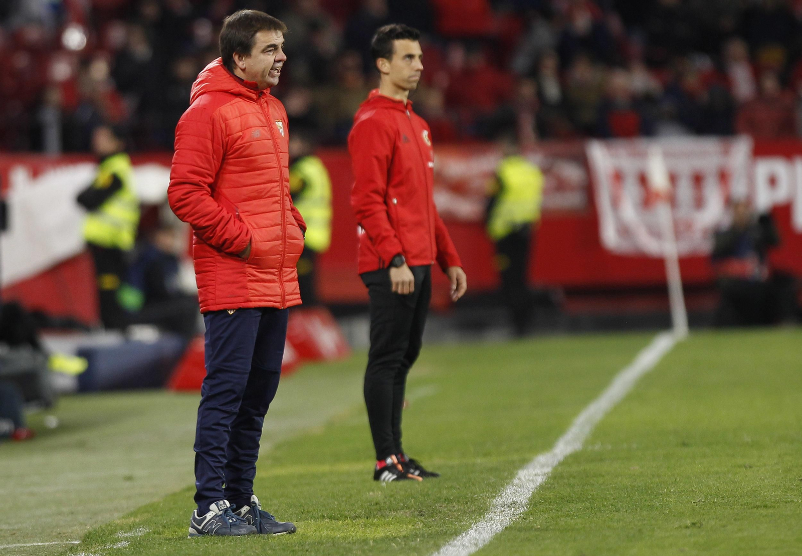 Marcucci, desde la banda.