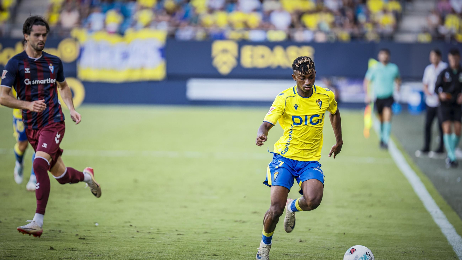 Búscate entre las fotos del partido Cádiz CF - SD Eibar