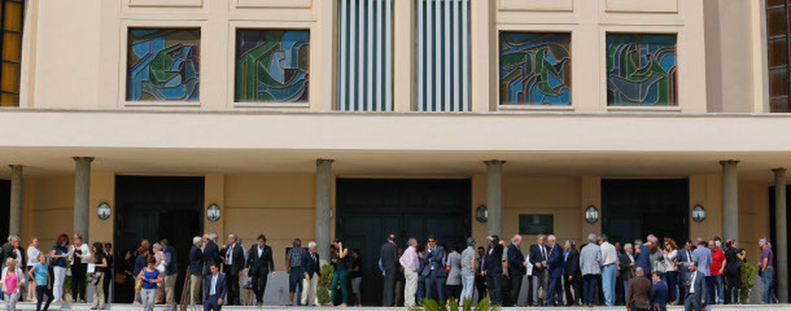 Cientos de personas despiden a Pedro Aparicio