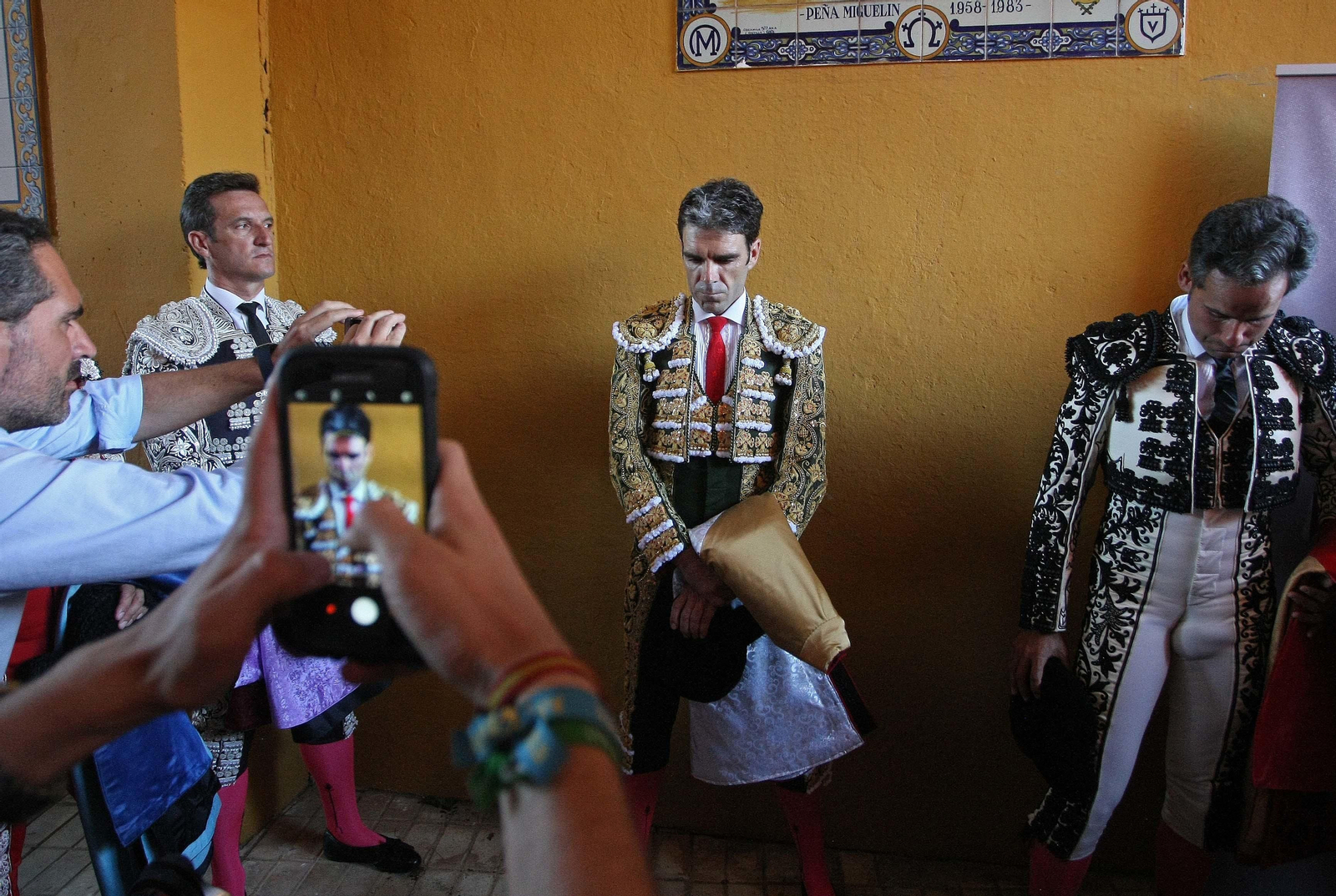 Las imágenes de la reaparición de José Tomás en Algeciras