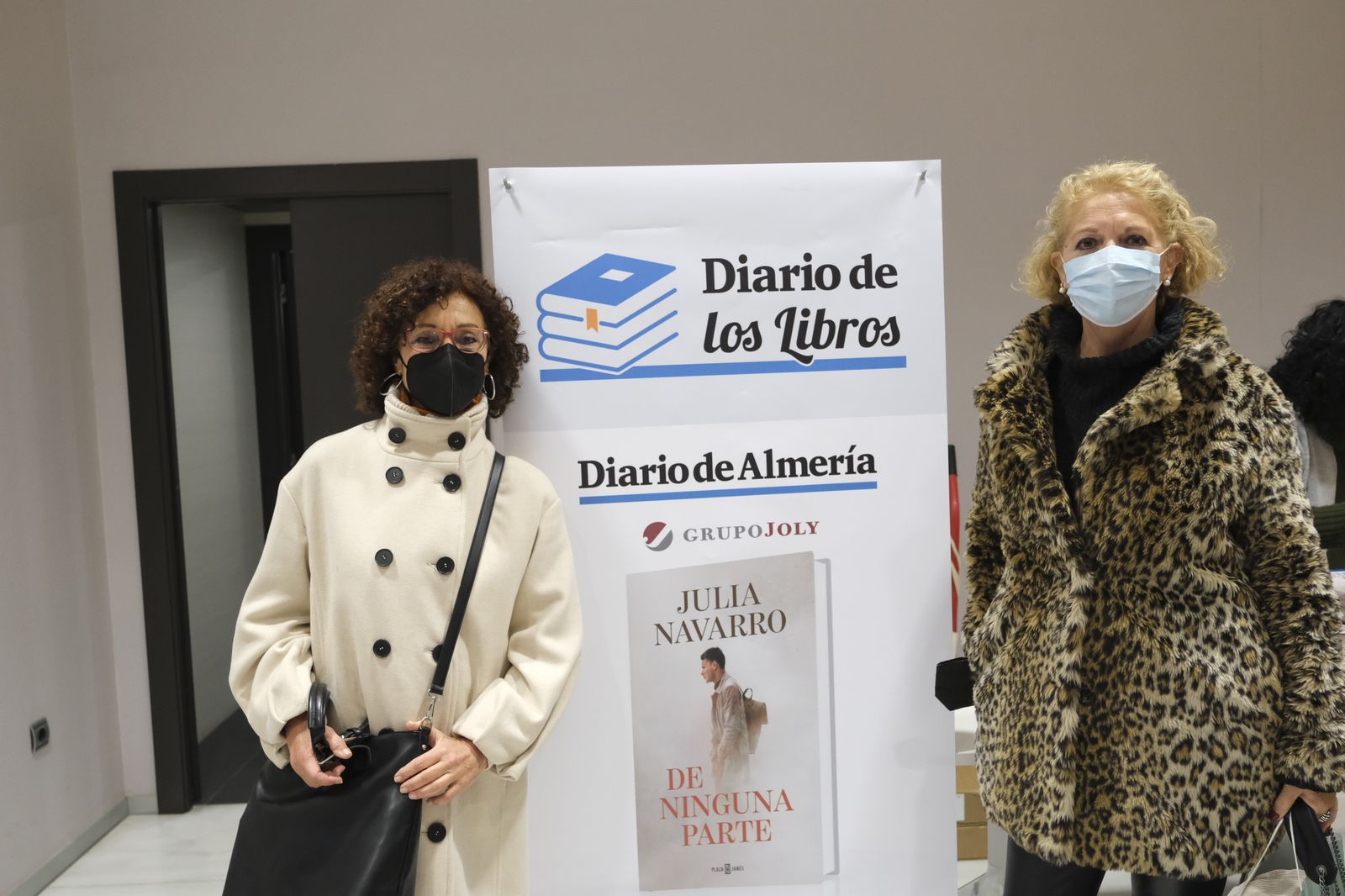 Fotogalería Diario de los Libros, con Julia Navarro. Almería