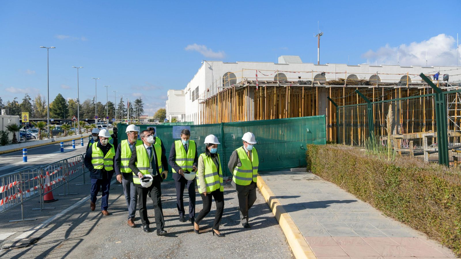 Autoridades de Granada reconocen las obras que se llevan a cabo en el Aeropuerto de Granada