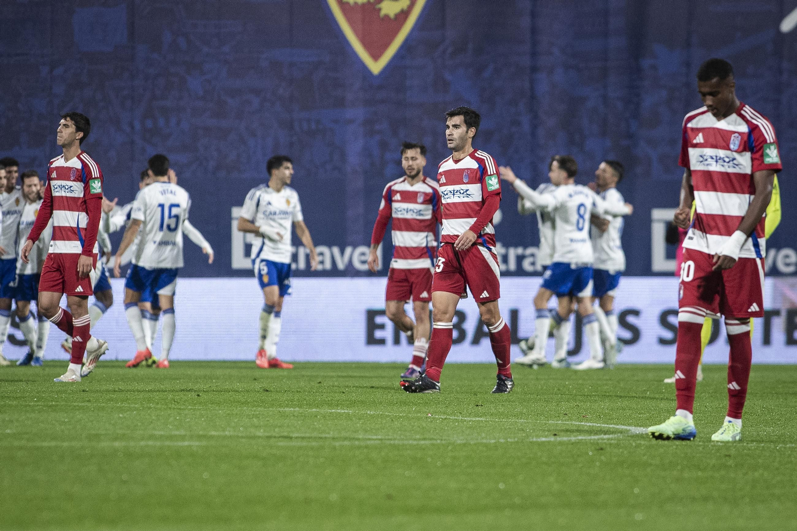 Los maños celebran un gol al Granada en el partido copero de este mismo curso