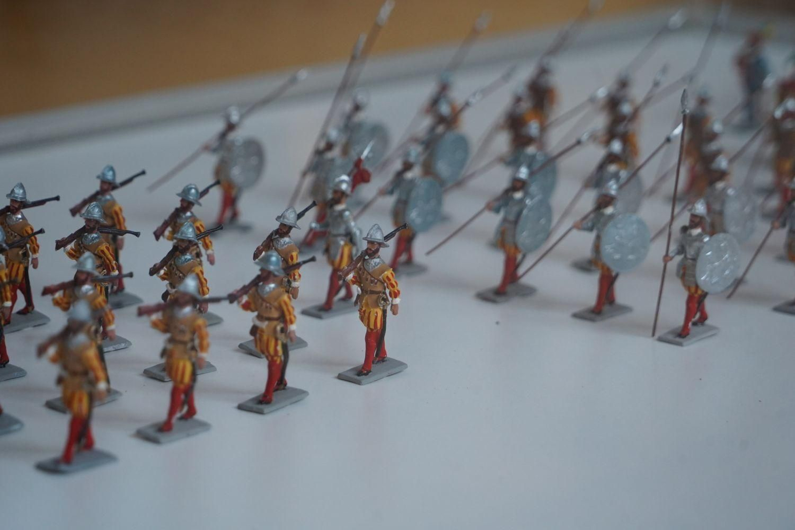 Algunos de los objetos que conforman la muestra.