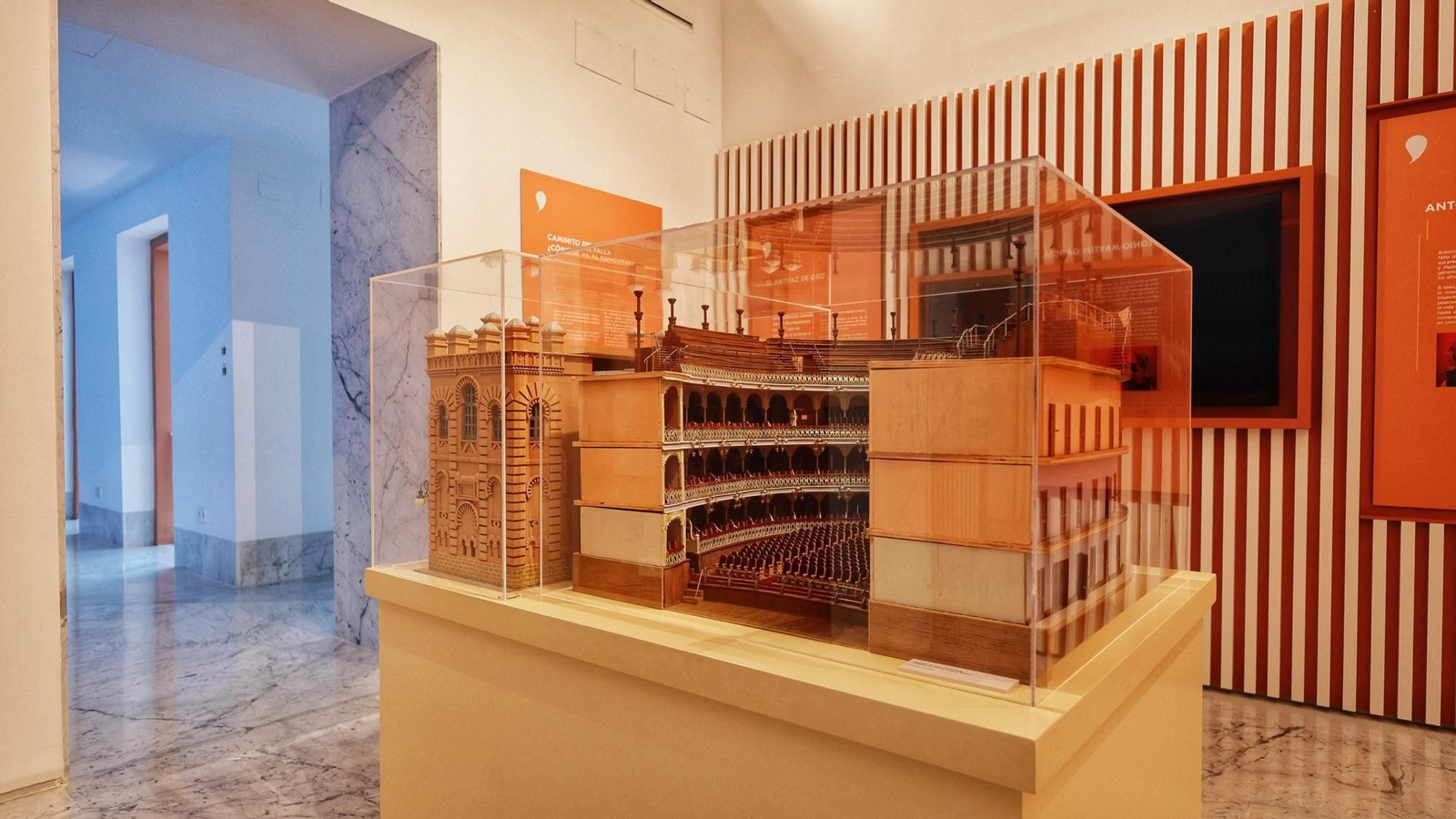 Así es la increíble maqueta del Gran Teatro Falla que podrás ver en este museo dedicado al Carnaval de Cádiz