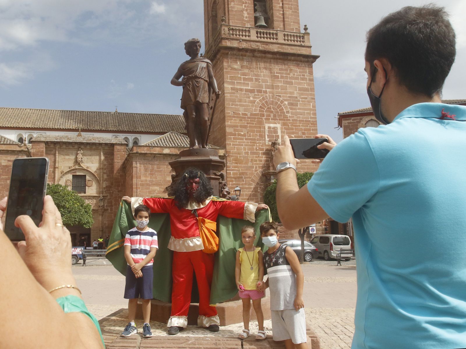 El terror de la Diablilla por las calles de Montoro, en fotografías