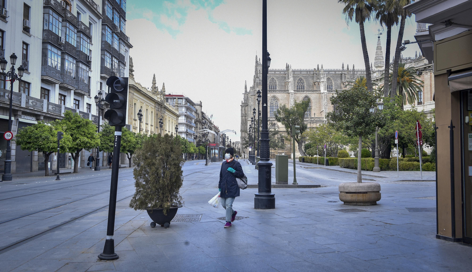 Las imágenes del estado de alarma en Sevilla