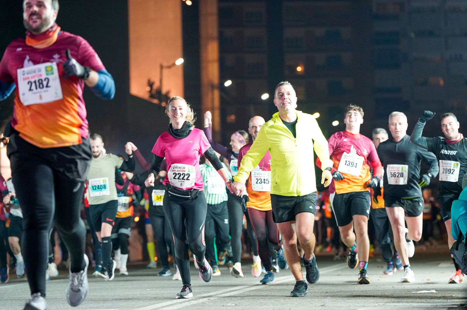 En imágenes: búscate en tu llegada a meta de la Carrera de San Antón 2026 (17)