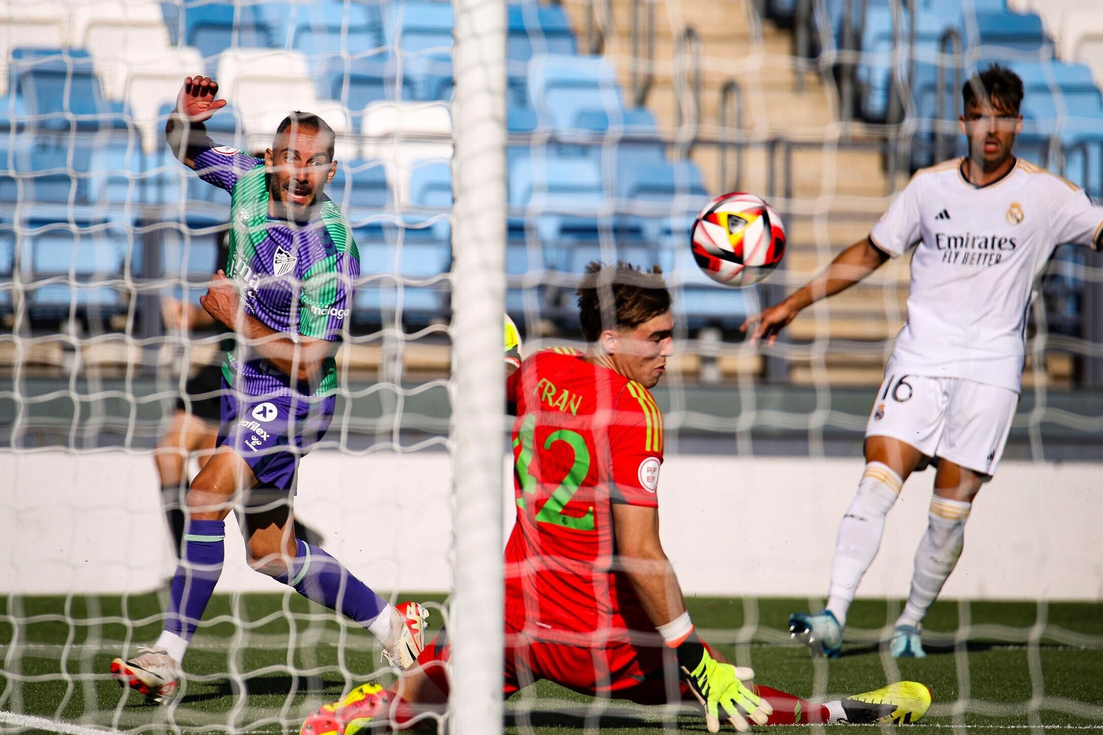 Las fotos del Real Madrid Castilla - Málaga CF