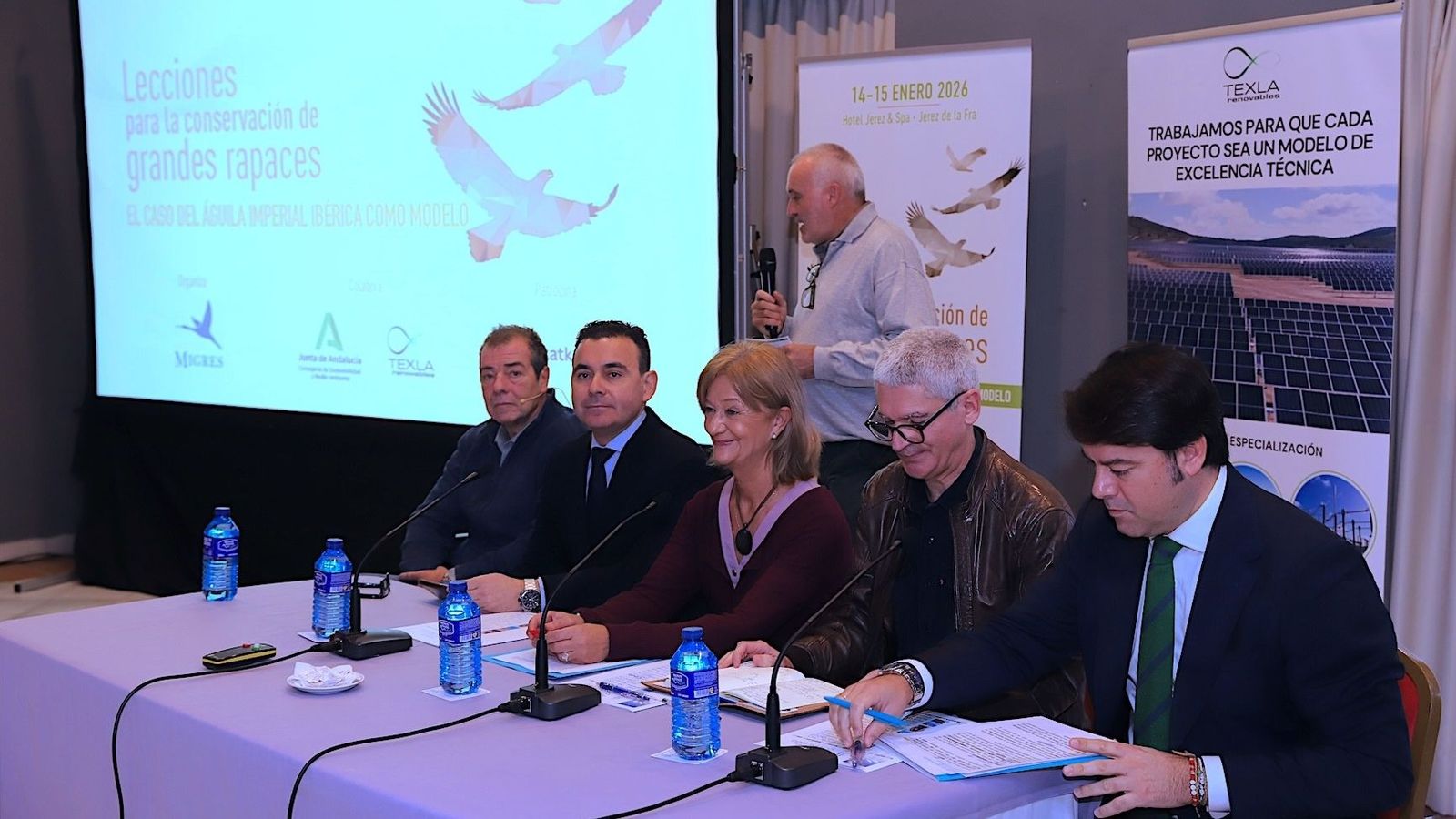 Inauguración del congreso dedicado a las grandes rapaces, en Jerez.