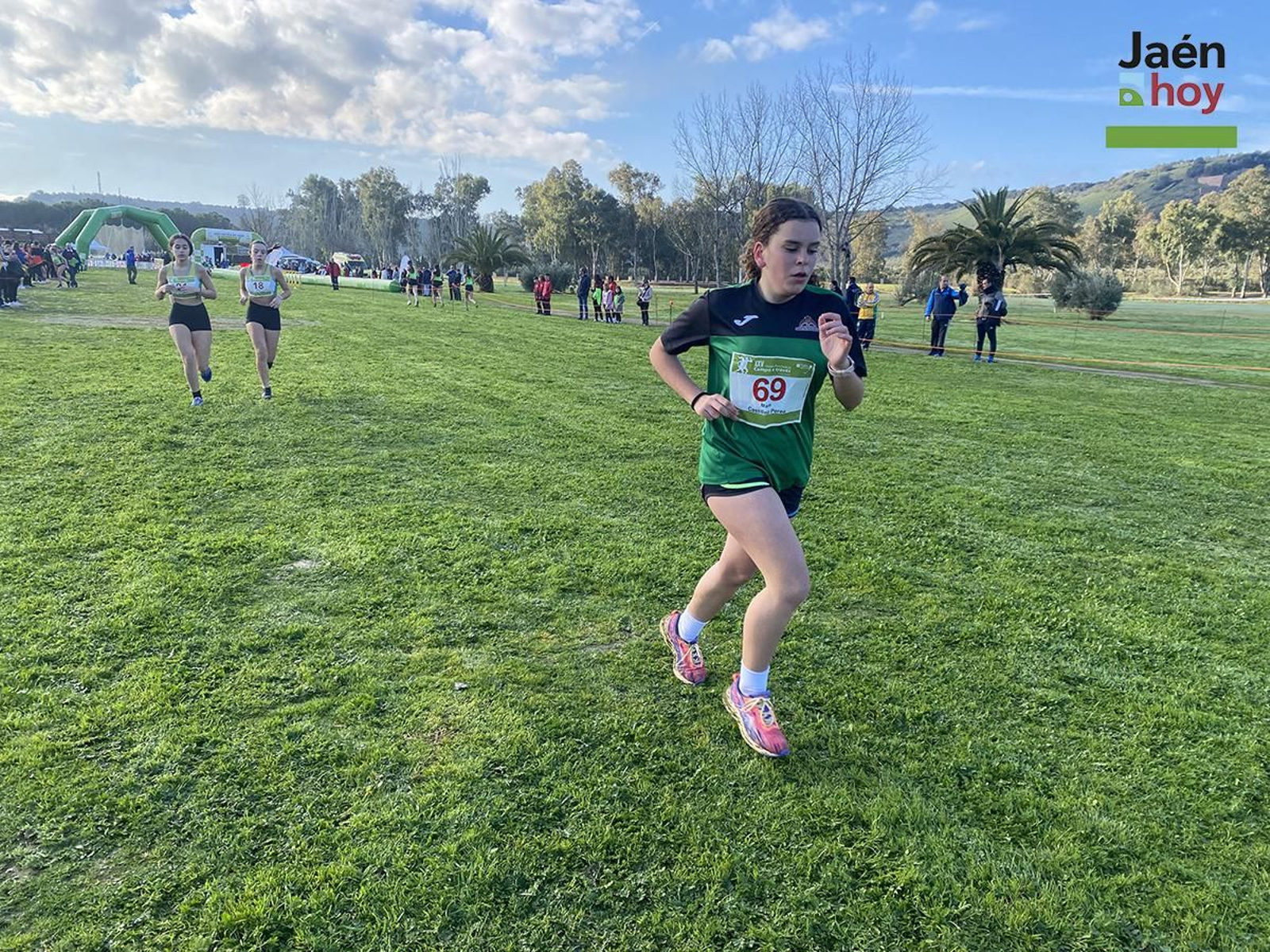 La carrera de La Garza de Linares en imágenes: búscate entre los asistentes