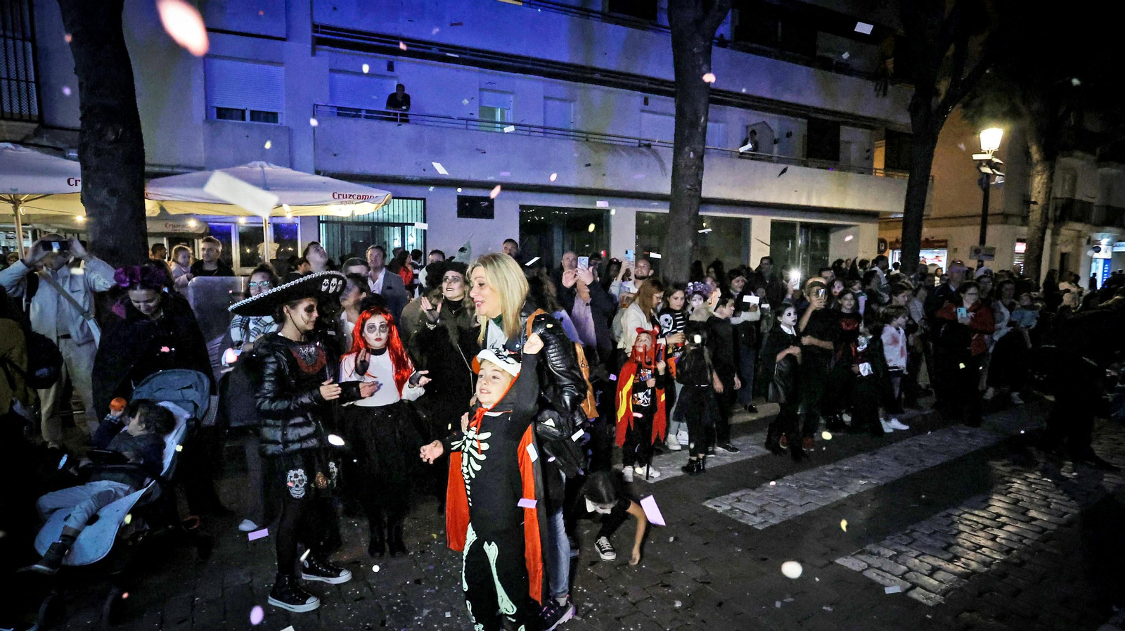Búscate en la cabalgata de Halloween de Jerez