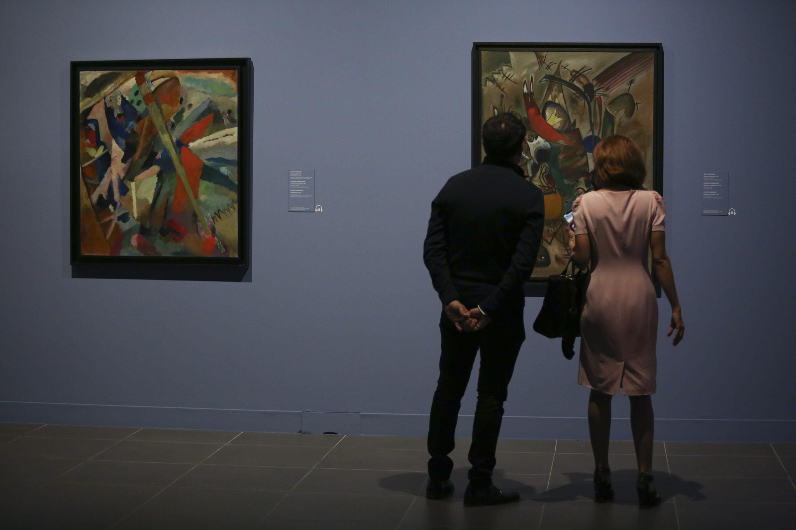 El Museo Ruso de Málaga estrena tres nuevas exposiciones, en fotos