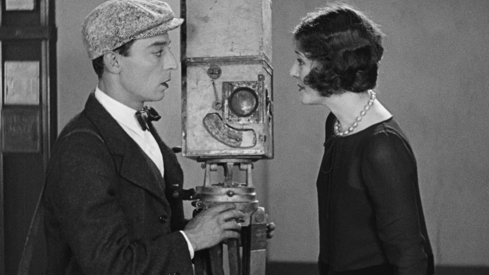Cine con música en directo en Jaén. Cine con música en directo en Jaén.
