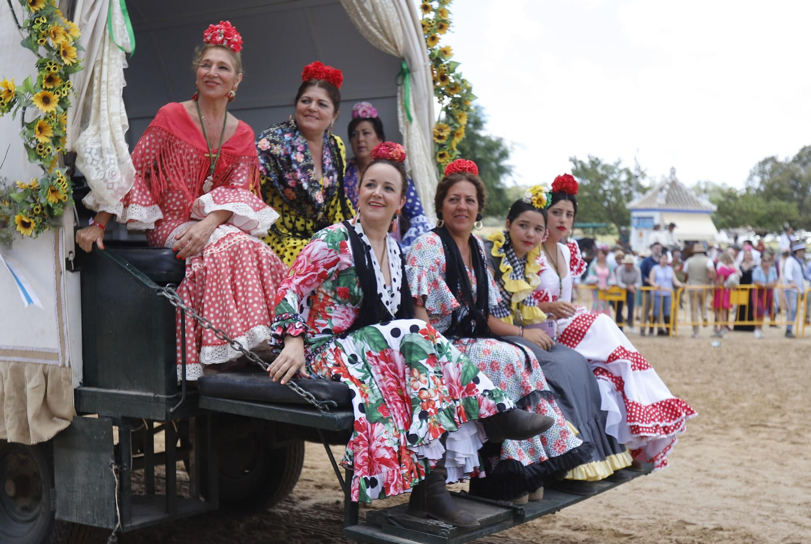 Presentación de la Hermandad de Huelva ante la Blanca Paloma