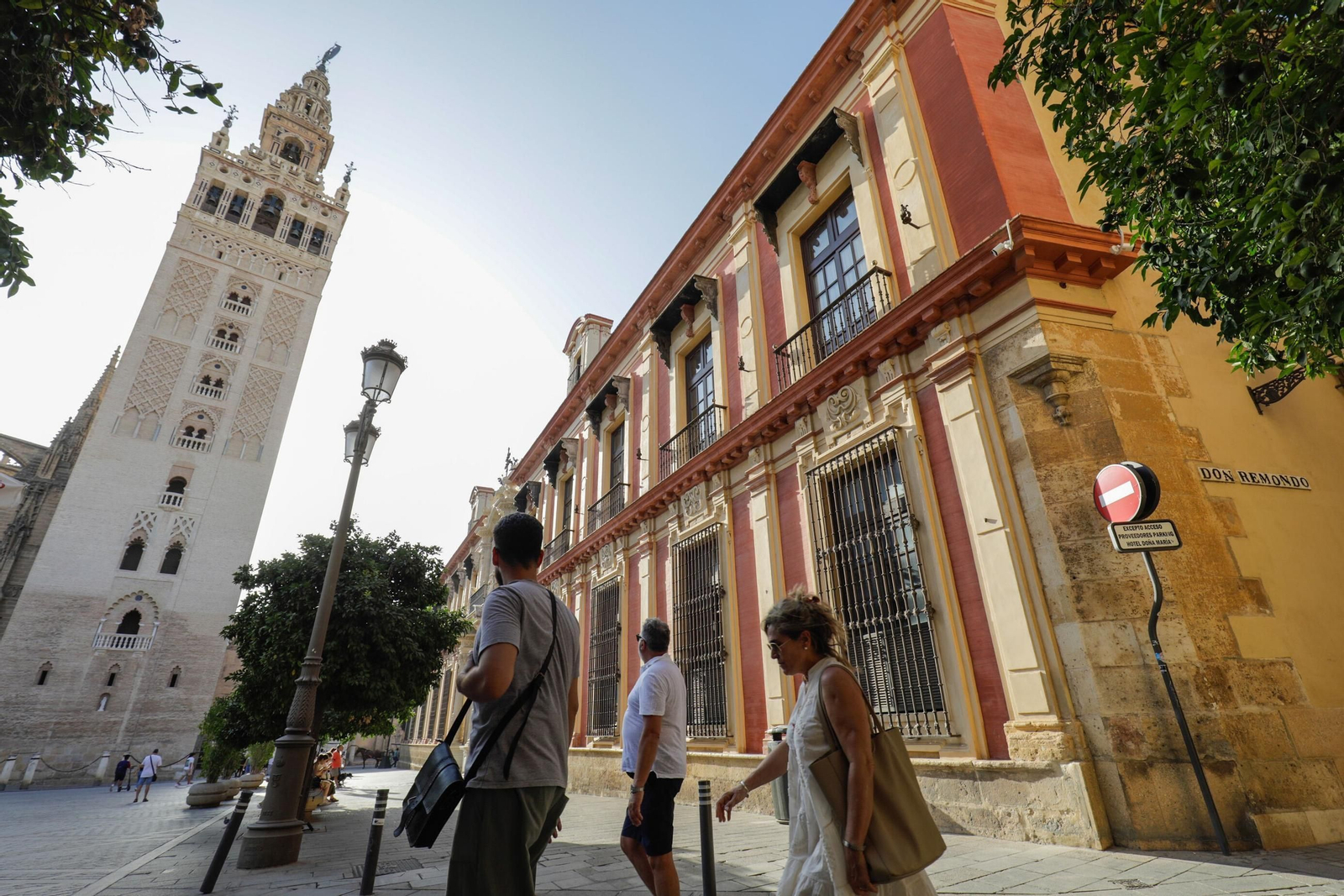 Inicio de la calle Don Remondo.