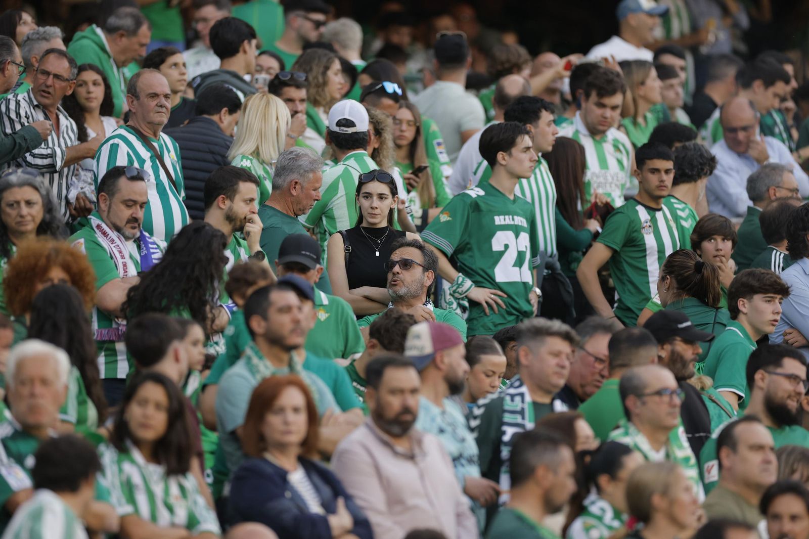 Búscate en las fotos del Betis - Fiorentina