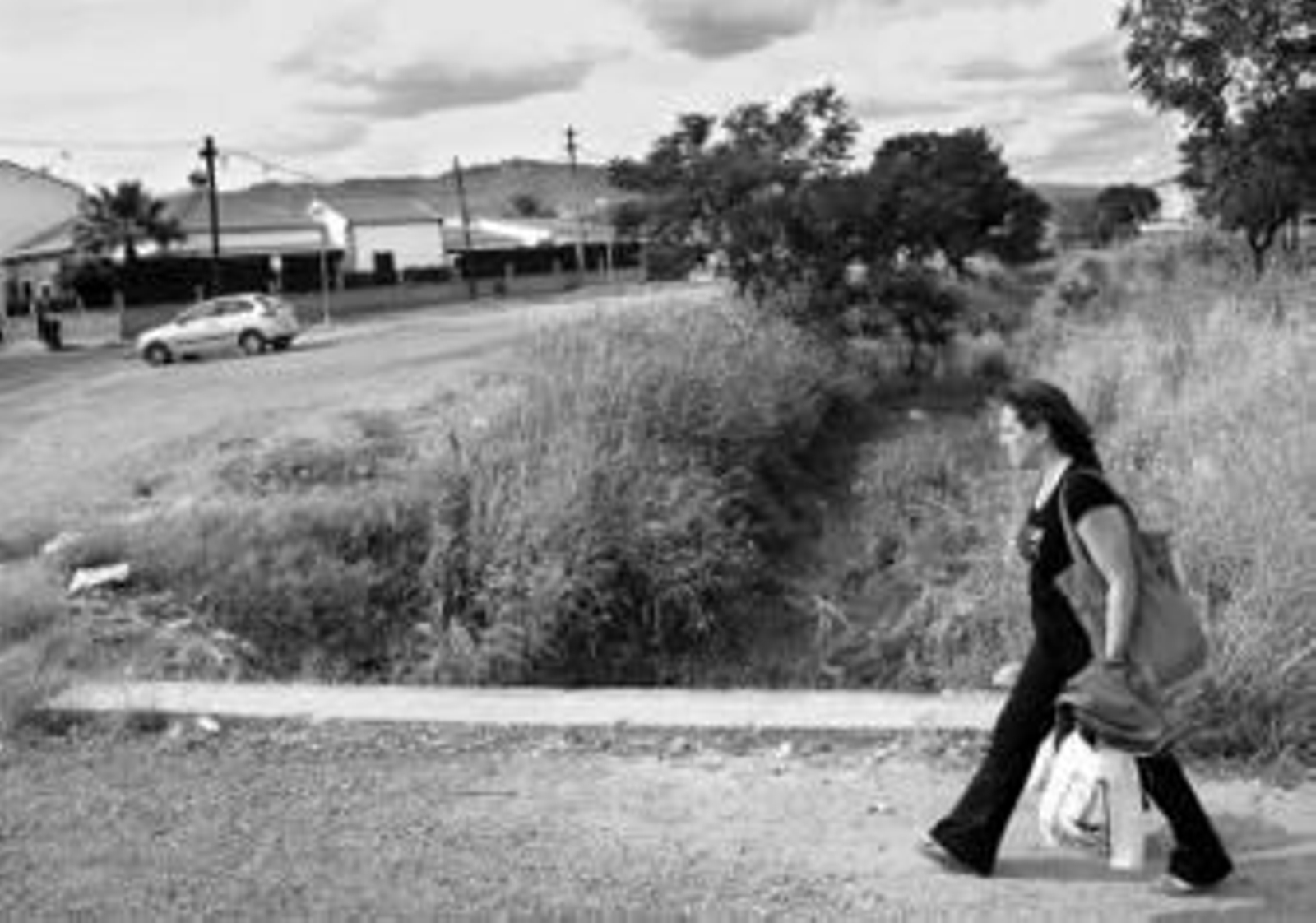 Vista del arroyo Turruñuelos y las casas de Electromecánicas I.