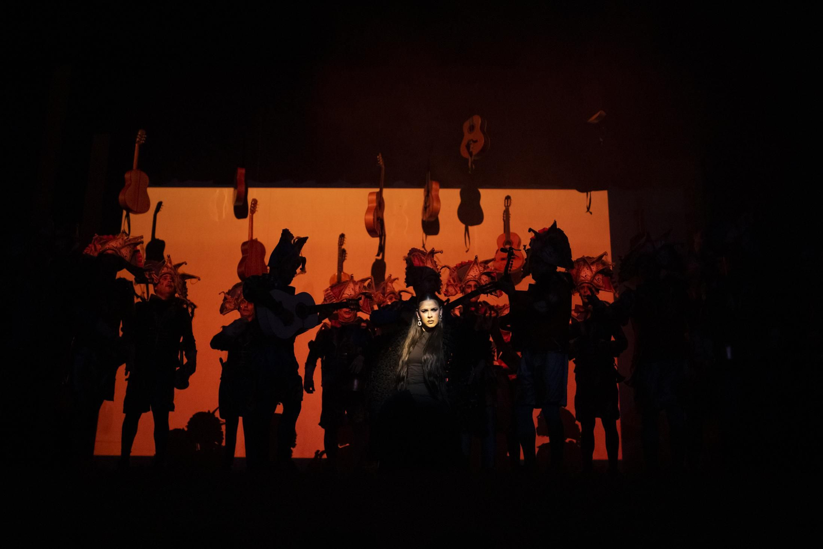 La última jornada de semifinales del Carnaval de Huelva, en imágenes