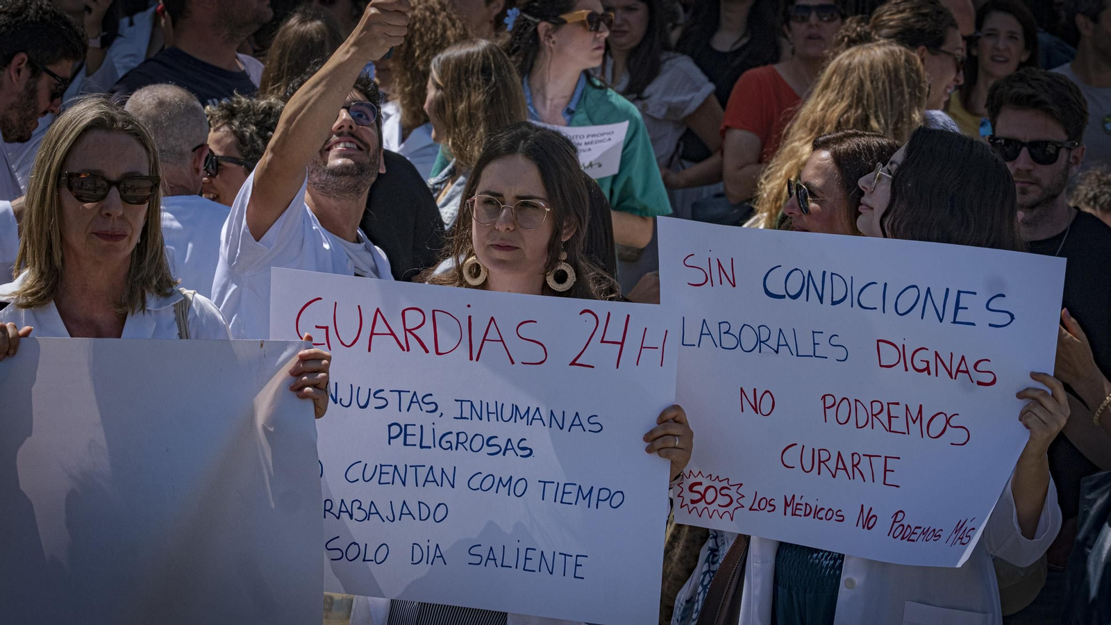 Las imágenes de la jornada de huelga de médicos en Cádiz